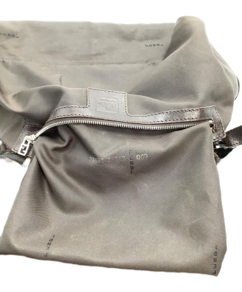 FENDI（フェンディ）FENDI (フェンディ) ワンショルダーバッグ ズッカ ブラウンの古着・服飾アイテム