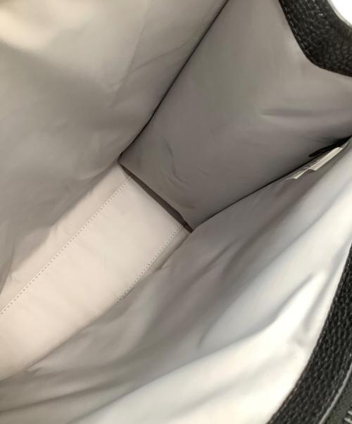 MARC JACOBS（マークジェイコブス）MARC JACOBS (マークジェイコブス) トートバッグ ブラック×ホワイトの古着・服飾アイテム