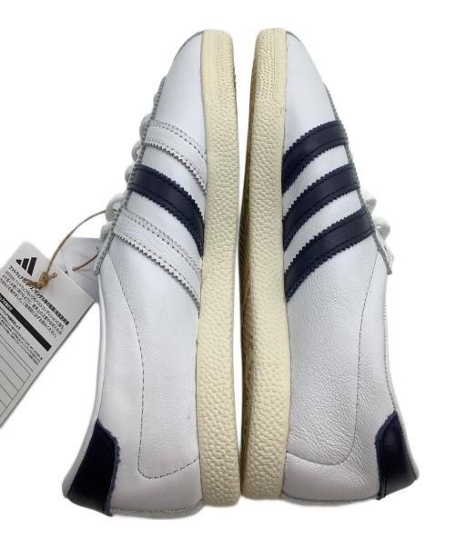 adidas（アディダス）adidas (アディダス) ローカットスニーカー SHIBUYA ホワイト×ネイビー サイズ:23の古着・服飾アイテム