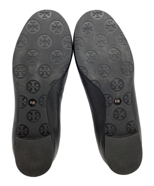 TORY BURCH（トリーバーチ）TORY BURCH (トリーバーチ) バレエパンプス ブラック サイズ:5 1/2の古着・服飾アイテム