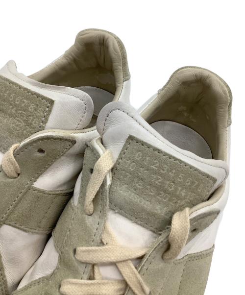 Maison Margiela（メゾンマルジェラ）Maison Margiela (メゾンマルジェラ) レプリカジャーマントレーナー ホワイト×グレー サイズ:42の古着・服飾アイテム