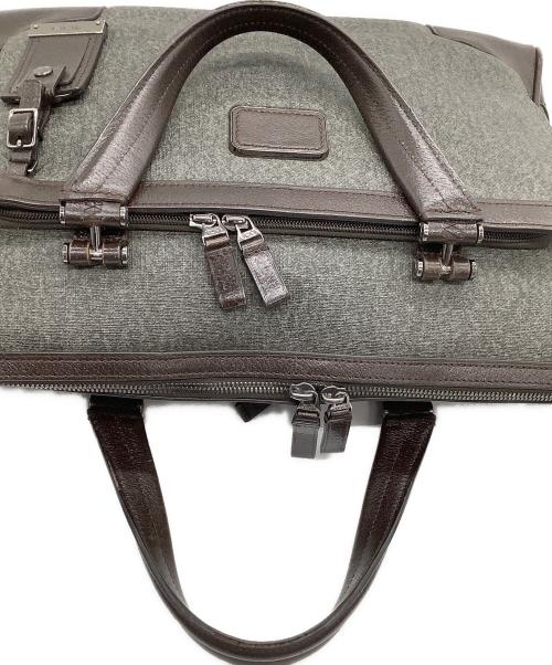 TUMI（トゥミ）TUMI (トゥミ) 2WAYバッグ グレー×ブラウンの古着・服飾アイテム