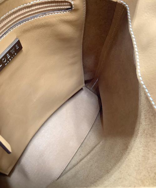 LOEWE（ロエベ）LOEWE (ロエベ) セミショルダーバッグ アシンメトリック ライトブラウンの古着・服飾アイテム