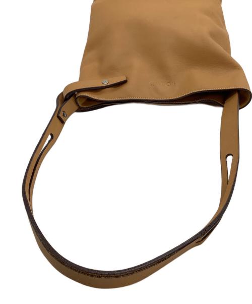 LOEWE（ロエベ）LOEWE (ロエベ) セミショルダーバッグ アシンメトリック ライトブラウンの古着・服飾アイテム