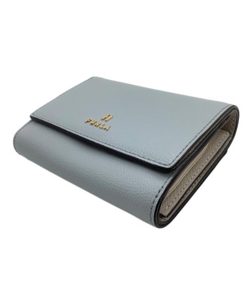 FURLA（フルラ）FURLA (フルラ) 2つ折り財布 カメリア ブルーの古着・服飾アイテム