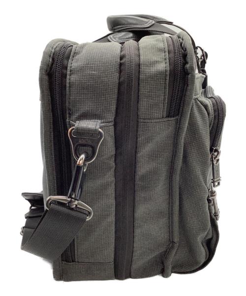 TUMI（トゥミ）TUMI (トゥミ) マルチポケットブリーフケース グレーの古着・服飾アイテム