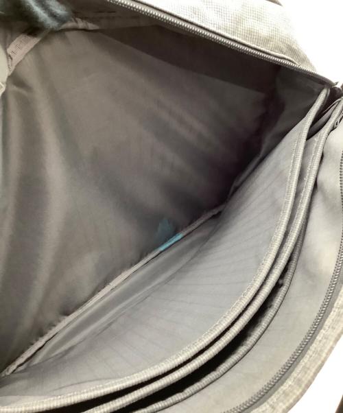 TUMI（トゥミ）TUMI (トゥミ) マルチポケットブリーフケース グレーの古着・服飾アイテム