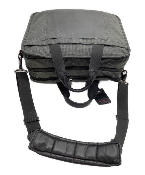 TUMI（トゥミ）TUMI (トゥミ) マルチポケットブリーフケース グレーの古着・服飾アイテム