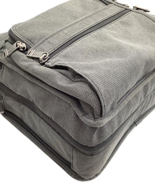 TUMI（トゥミ）TUMI (トゥミ) マルチポケットブリーフケース グレーの古着・服飾アイテム