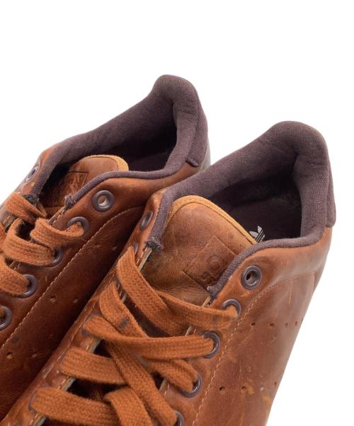 adidas（アディダス）adidas (アディダス) ローカットスニーカー　STANSMITH オイルドレザー ブラウン サイズ:27の古着・服飾アイテム