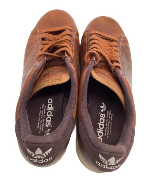 adidas（アディダス）adidas (アディダス) ローカットスニーカー　STANSMITH オイルドレザー ブラウン サイズ:27の古着・服飾アイテム