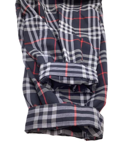Burberry's（バーバリーズ）Burberry's (バーバリーズ) クロップドパンツ　ノバチェック ネイビー サイズ:Lの古着・服飾アイテム