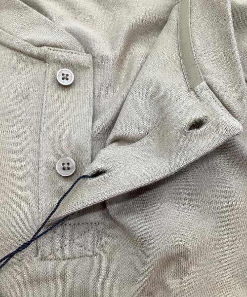 Calvin Klein（カルバンクライン）Calvin Klein (カルバンクライン) 長袖カットソー　ヘンリーネックカットソー ブラウン サイズ:XL 未使用品の古着・服飾アイテム