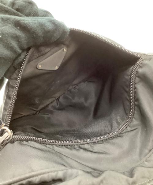 PRADA（プラダ）PRADA (プラダ) ナイロンカメラバッグ ブラックの古着・服飾アイテム