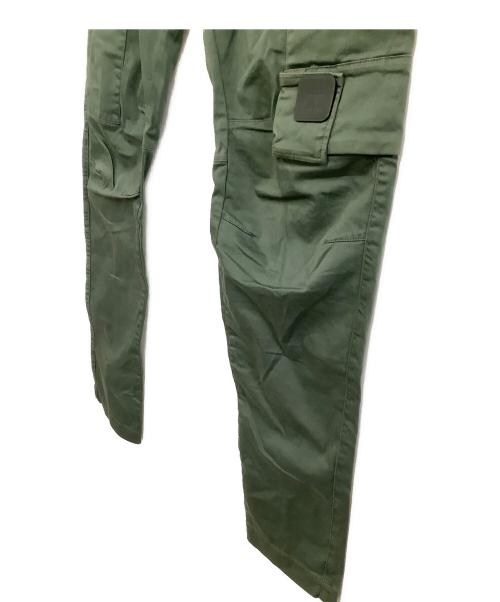 C.P COMPANY（シーピーカンパニー）C.P COMPANY (シーピーカンパニー) カーゴパンツ　THE METROPOLIS SERIES グリーン サイズ:48の古着・服飾アイテム