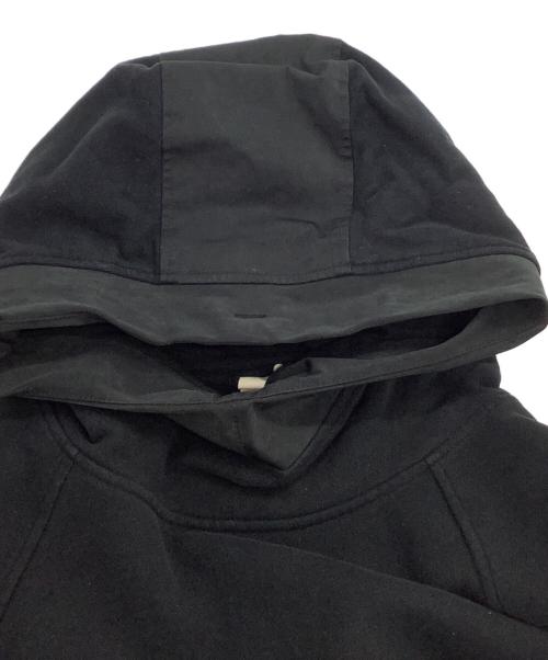 TEN-C（テンシー）TEN-C (テンシー) プルオーバーパーカー　Cargo-pocket Detail Hoodie ブラック サイズ:XLの古着・服飾アイテム