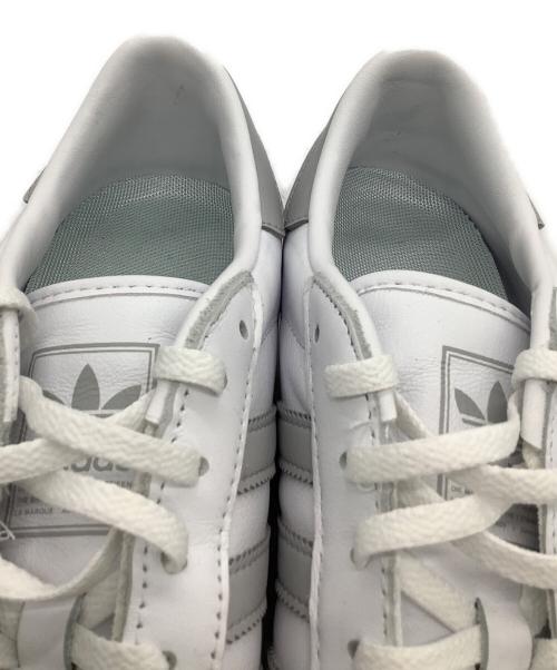 adidas（アディダス）adidas (アディダス) ローカットスニーカー カントリー Ⅱ ホワイト サイズ:26の古着・服飾アイテム