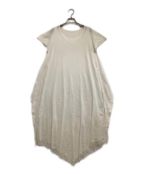 ISSEY MIYAKE（イッセイミヤケ）ISSEY MIYAKE (イッセイミヤケ) ノースリーブワンピース ホワイト サイズ:2の古着・服飾アイテム
