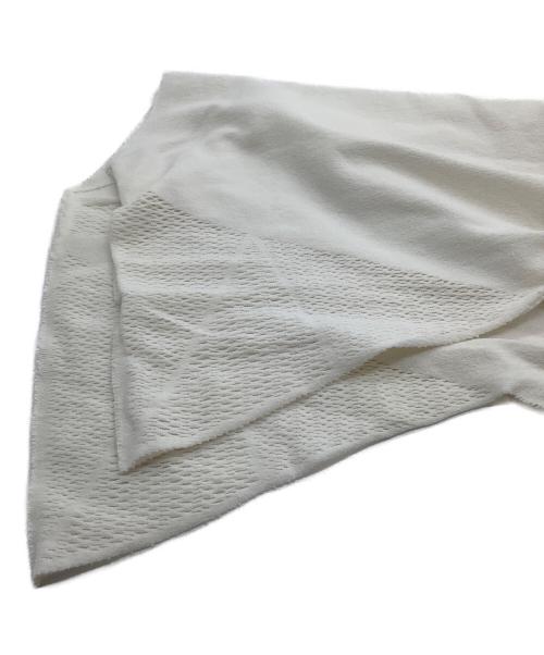 ISSEY MIYAKE（イッセイミヤケ）ISSEY MIYAKE (イッセイミヤケ) ノースリーブワンピース ホワイト サイズ:2の古着・服飾アイテム