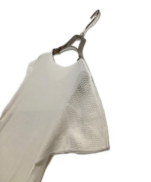 ISSEY MIYAKE（イッセイミヤケ）ISSEY MIYAKE (イッセイミヤケ) ノースリーブワンピース ホワイト サイズ:2の古着・服飾アイテム
