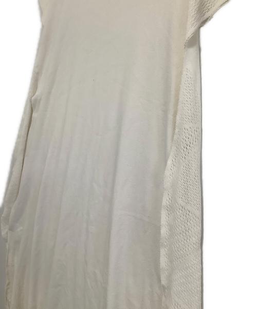ISSEY MIYAKE（イッセイミヤケ）ISSEY MIYAKE (イッセイミヤケ) ノースリーブワンピース ホワイト サイズ:2の古着・服飾アイテム