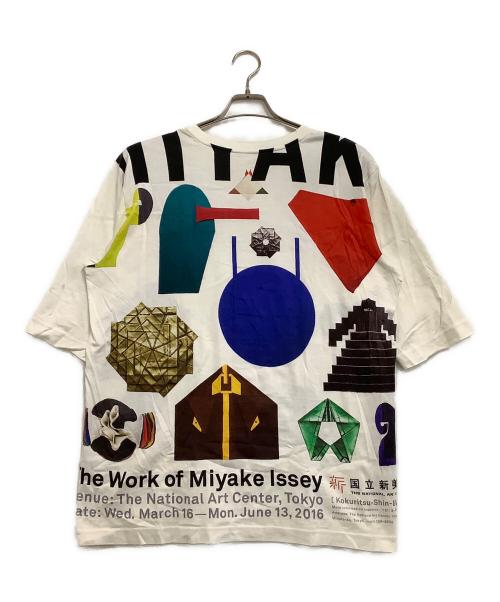 ISSEY MIYAKE（イッセイミヤケ）ISSEY MIYAKE (イッセイミヤケ) 半袖Tシャツ ホワイト サイズ:４の古着・服飾アイテム