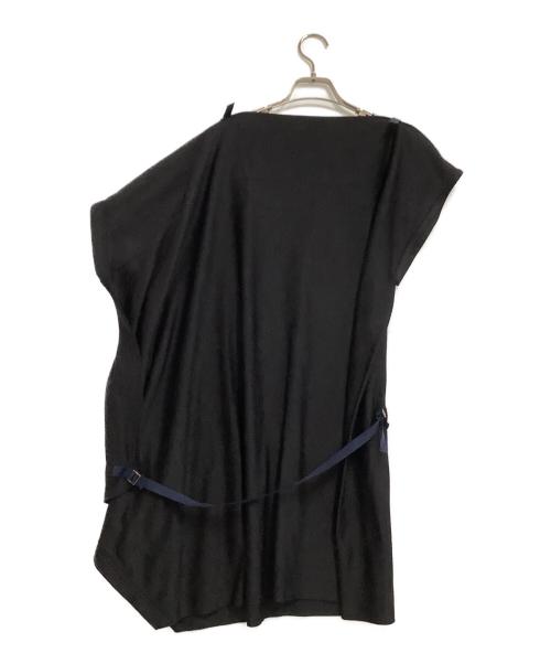 ISSEY MIYAKE（イッセイミヤケ）ISSEY MIYAKE (イッセイミヤケ) ノースリーブカットソー ブラック サイズ:2の古着・服飾アイテム