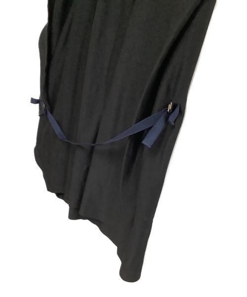 ISSEY MIYAKE（イッセイミヤケ）ISSEY MIYAKE (イッセイミヤケ) ノースリーブカットソー ブラック サイズ:2の古着・服飾アイテム