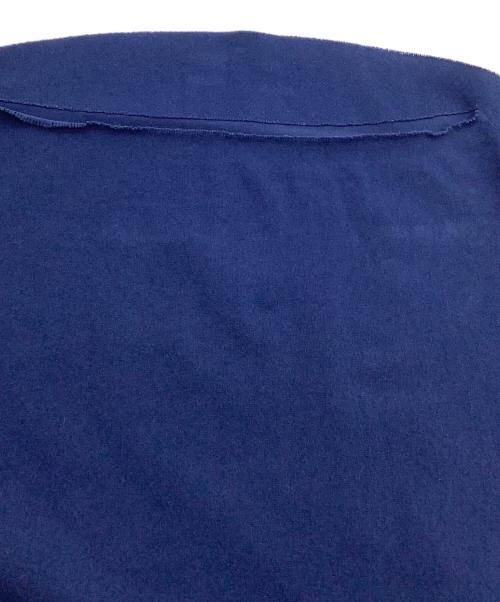 ISSEY MIYAKE（イッセイミヤケ）ISSEY MIYAKE (イッセイミヤケ) ノースリーブカットソー ブルー サイズ:２の古着・服飾アイテム