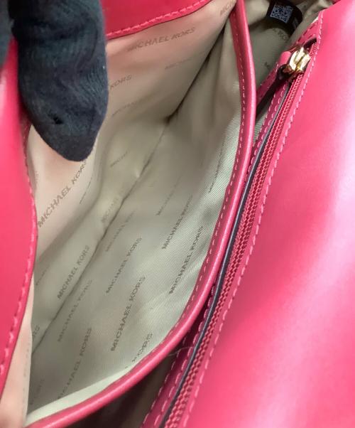 MICHAEL KORS（マイケルコース）MICHAEL KORS (マイケル・コース) ショルダーバッグ レッドの古着・服飾アイテム