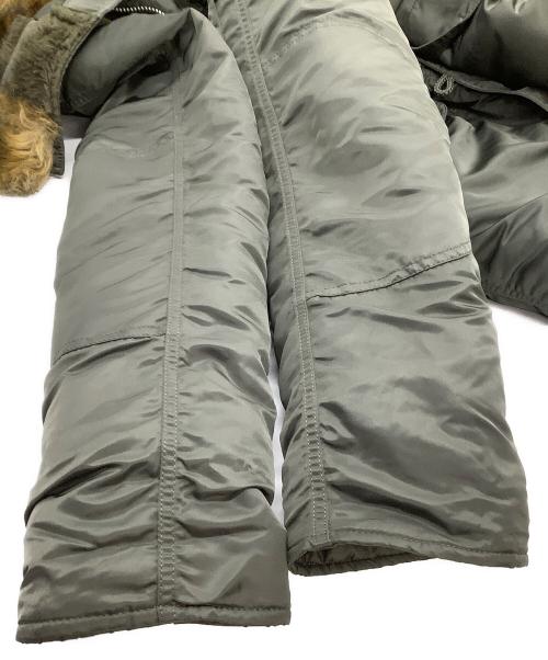 ALPHA INDUSTRIES（アルファインダストリーズ）ALPHA INDUSTRIES (アルファインダストリーズ) フライトジャケット カーキ サイズ:Mの古着・服飾アイテム