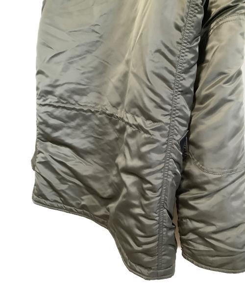 ALPHA INDUSTRIES（アルファインダストリーズ）ALPHA INDUSTRIES (アルファインダストリーズ) フライトジャケット カーキ サイズ:Mの古着・服飾アイテム