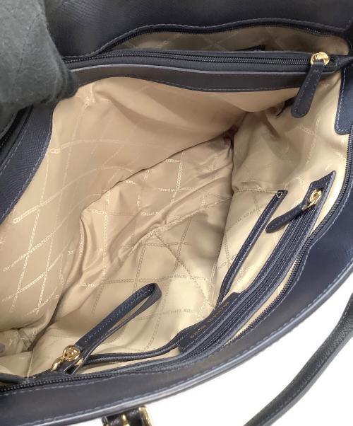 MICHAEL KORS（マイケルコース）MICHAEL KORS (マイケルコース) トートバッグ 	VOYAGER ネイビーの古着・服飾アイテム