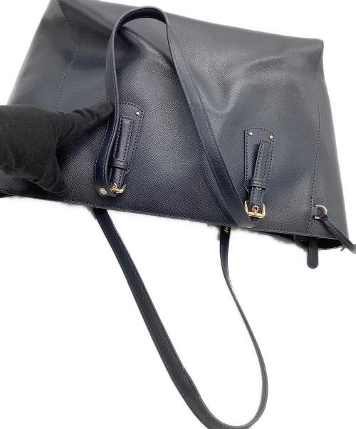 MICHAEL KORS（マイケルコース）MICHAEL KORS (マイケルコース) トートバッグ 	VOYAGER ネイビーの古着・服飾アイテム