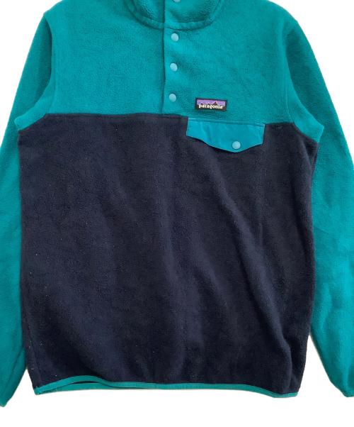 Patagonia（パタゴニア）Patagonia (パタゴニア) ジャケット　ウィメンズ・ライトウェイト・シンチラ・スナップT・プルオーバー ターコイズ×ネイビー サイズ:XSの古着・服飾アイテム