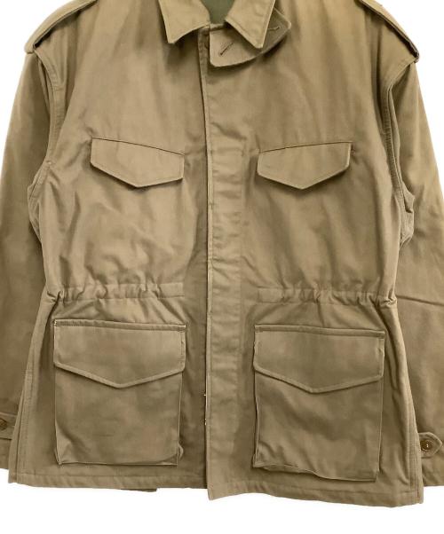 Vuja De（ヴジャデ）Vuja De (ヴジャデ) ミリタリージャケット　Scinder Military Jacket カーキ サイズ:Sの古着・服飾アイテム