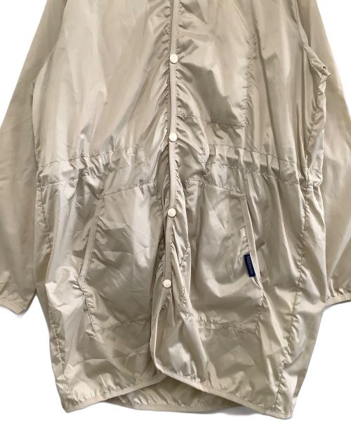 LAVENHAM（ラベンハム）LAVENHAM (ラベンハム) ナイロンコート ベージュ サイズ:Sの古着・服飾アイテム