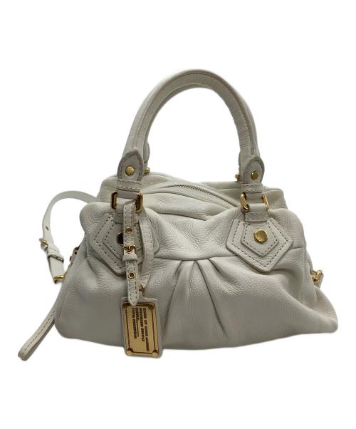 Marc by Marc Jacobs（マークバイマークジェイコブス）Marc by Marc Jacobs (マークバイマークジェイコブス) 2WAYバッグ　CLASSIC Q ホワイトの古着・服飾アイテム
