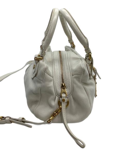 Marc by Marc Jacobs（マークバイマークジェイコブス）Marc by Marc Jacobs (マークバイマークジェイコブス) 2WAYバッグ　CLASSIC Q ホワイトの古着・服飾アイテム