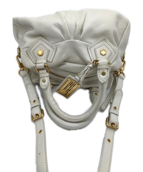 Marc by Marc Jacobs（マークバイマークジェイコブス）Marc by Marc Jacobs (マークバイマークジェイコブス) 2WAYバッグ　CLASSIC Q ホワイトの古着・服飾アイテム