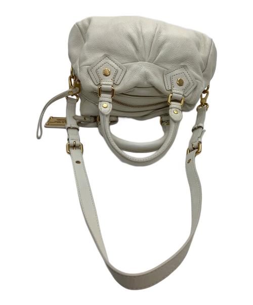 Marc by Marc Jacobs（マークバイマークジェイコブス）Marc by Marc Jacobs (マークバイマークジェイコブス) 2WAYバッグ　CLASSIC Q ホワイトの古着・服飾アイテム