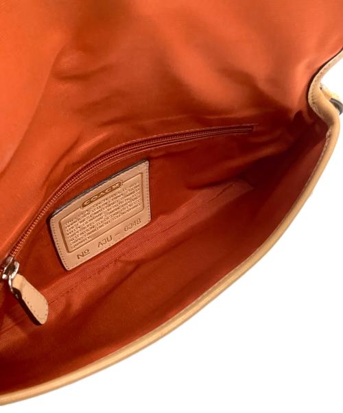 COACH（コーチ）COACH (コーチ) ワンショルダーバッグ　シグネチャー　クリップデミ ベージュの古着・服飾アイテム