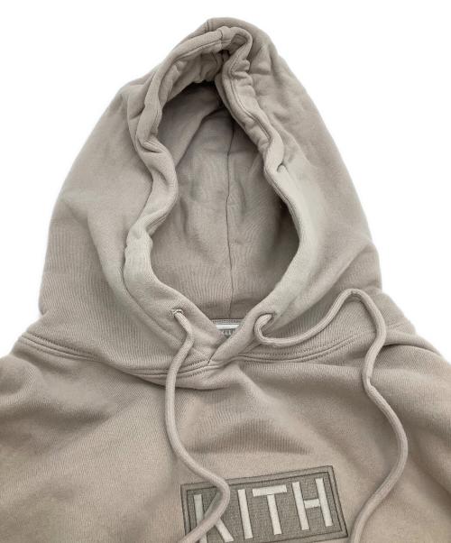 KITH（キス）KITH (キス) パーカー ベージュ サイズ:Mの古着・服飾アイテム