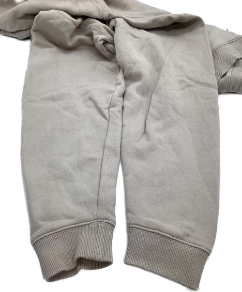 KITH（キス）KITH (キス) パーカー ベージュ サイズ:Mの古着・服飾アイテム