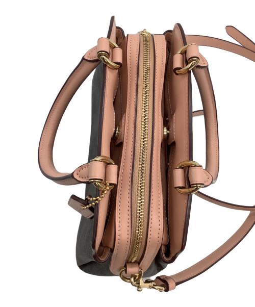 COACH（コーチ）COACH (コーチ) ショルダーバッグ シグネチャー ブラウン×ピンクの古着・服飾アイテム