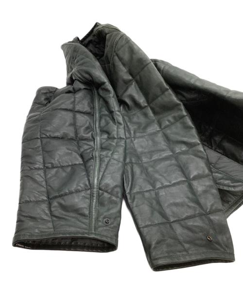 YOKE（ヨーク）YOKE (ヨーク) ジャケット　REVERSIBLE QUILTED LEATHER LINNER BLOUSON グリーン サイズ:2の古着・服飾アイテム