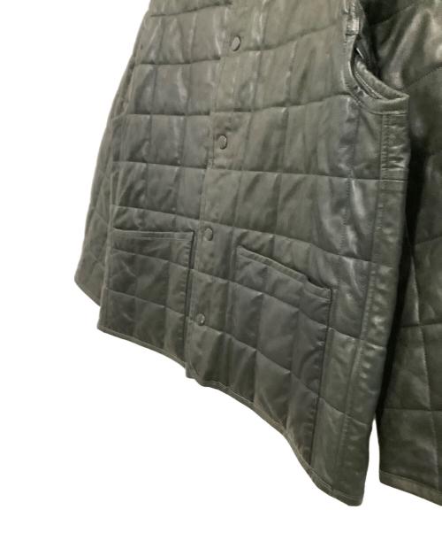 YOKE（ヨーク）YOKE (ヨーク) ジャケット　REVERSIBLE QUILTED LEATHER LINNER BLOUSON グリーン サイズ:2の古着・服飾アイテム