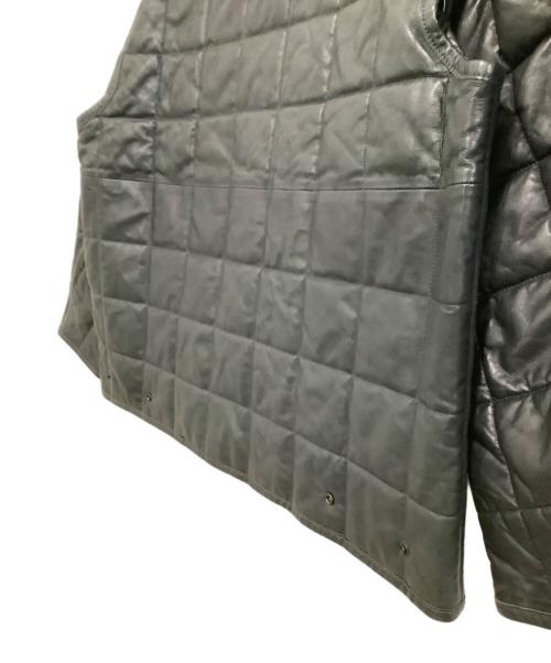 YOKE（ヨーク）YOKE (ヨーク) ジャケット　REVERSIBLE QUILTED LEATHER LINNER BLOUSON グリーン サイズ:2の古着・服飾アイテム