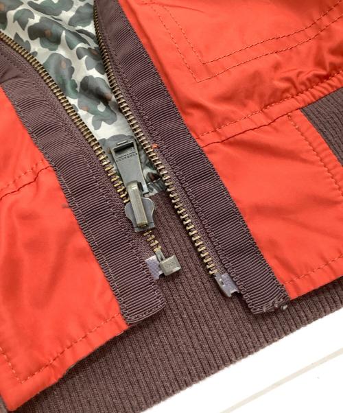 BURBERRY BLACK LABEL（バーバリーブラックレーベル）BURBERRY BLACK LABEL (バーバリーブラックレーベル) ナイロンパーカー　裏地カモフラージュ柄 オレンジ サイズ:Lの古着・服飾アイテム