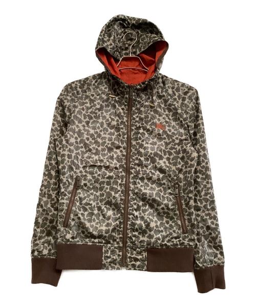 BURBERRY BLACK LABEL（バーバリーブラックレーベル）BURBERRY BLACK LABEL (バーバリーブラックレーベル) ナイロンパーカー　裏地カモフラージュ柄 オレンジ サイズ:Lの古着・服飾アイテム